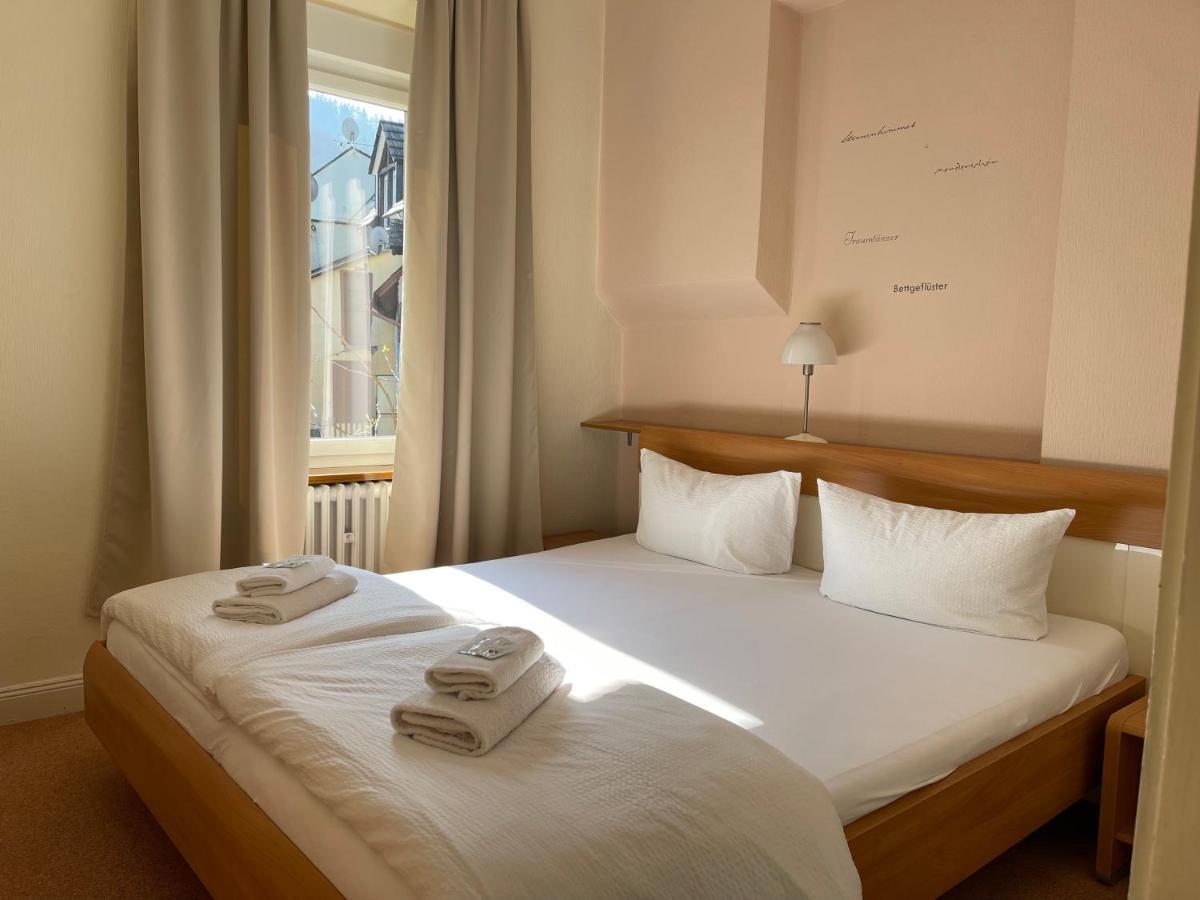 Hotel "Zur Schoenen Aussicht" Cochem Exterior photo